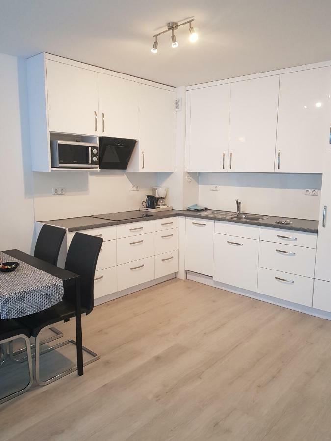 Apartamenty Blizej Morza Kasprowicza Kolobrzeg Bagian luar foto