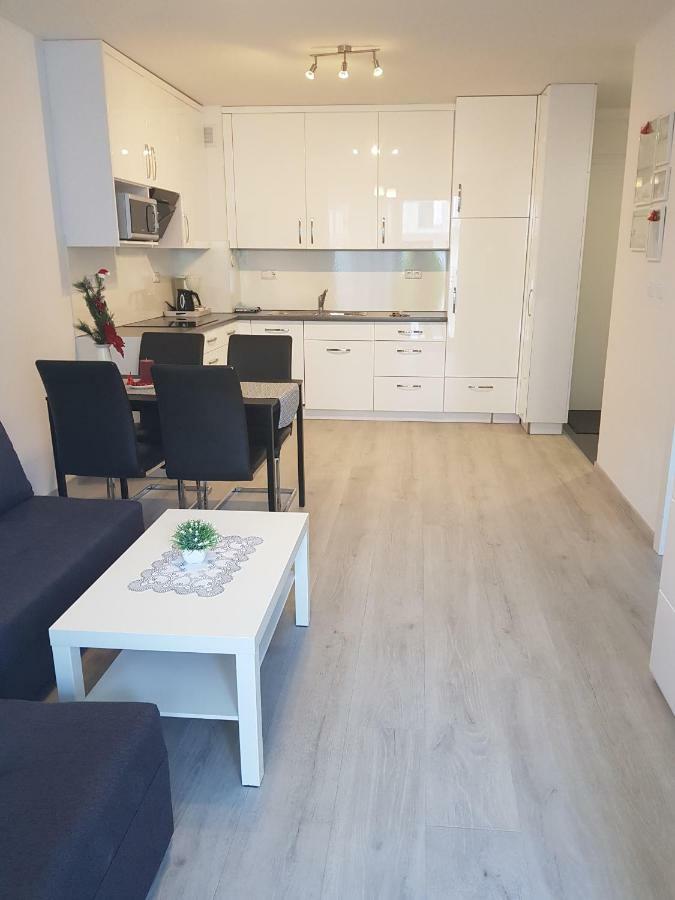 Apartamenty Blizej Morza Kasprowicza Kolobrzeg Bagian luar foto