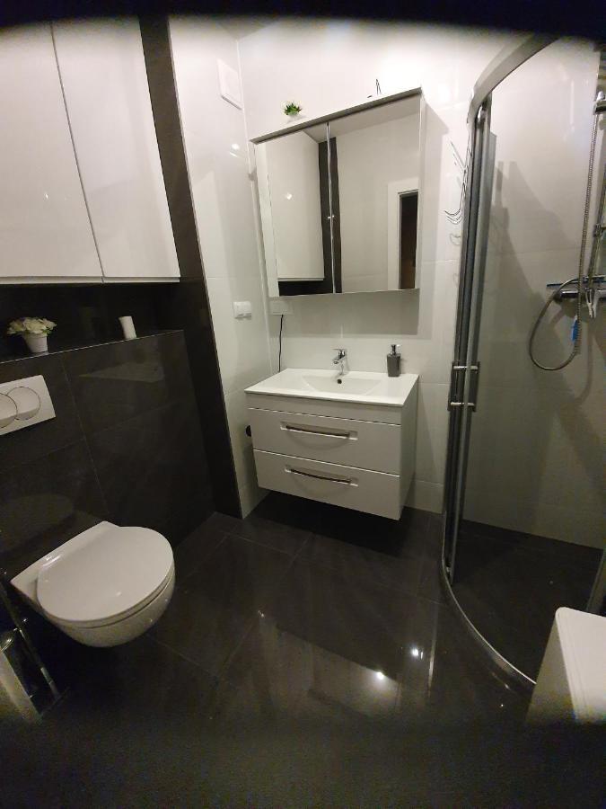 Apartamenty Blizej Morza Kasprowicza Kolobrzeg Bagian luar foto